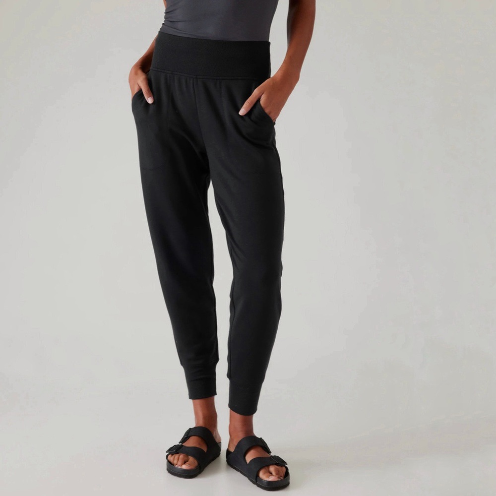 Athleta‎ | Coaster Luxe Jogger in Black Size XS